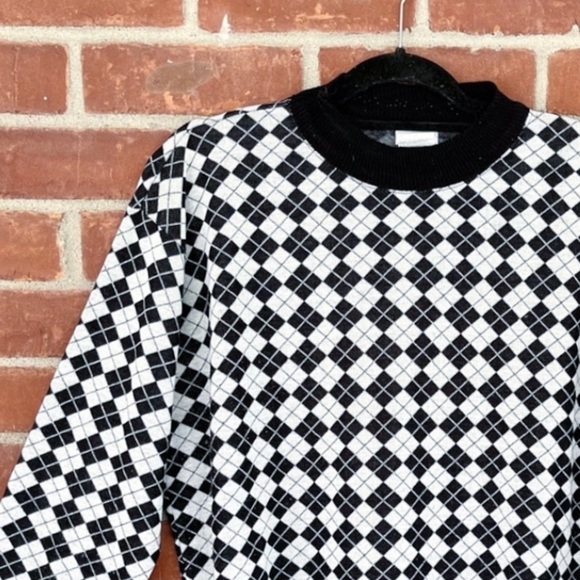 Vintage 90’s black white checkered print - Picture 2 of 5